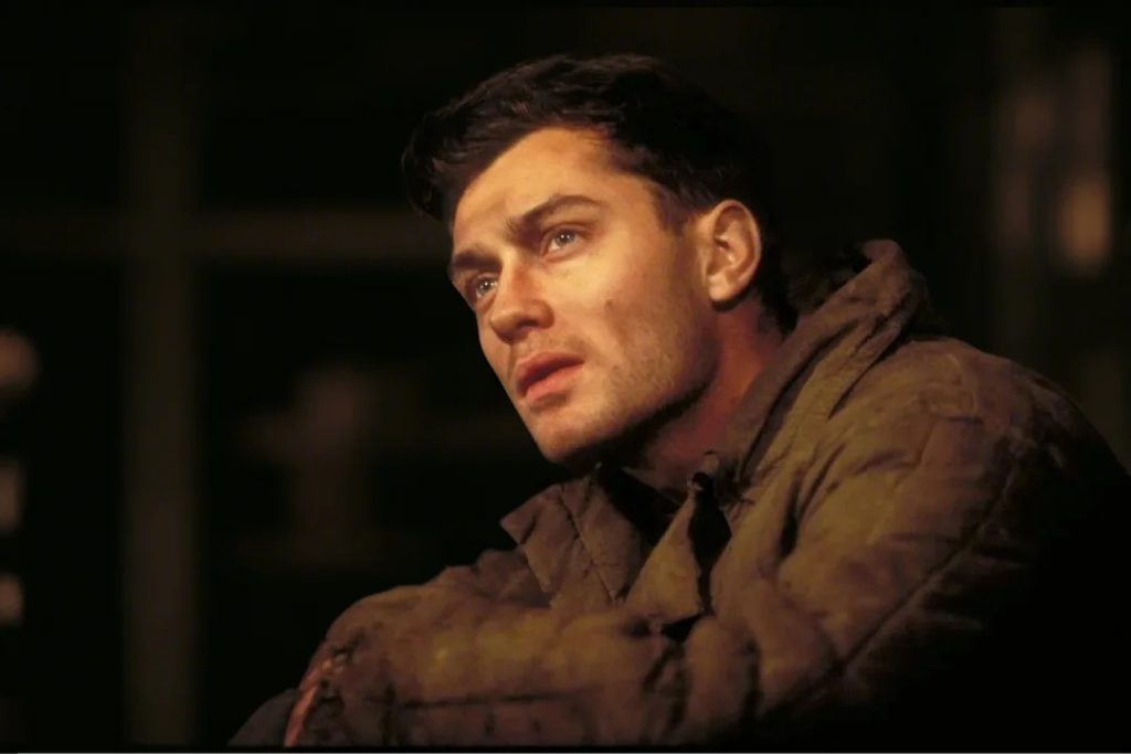 Ed Harris as Major König – A Deadly Adversary